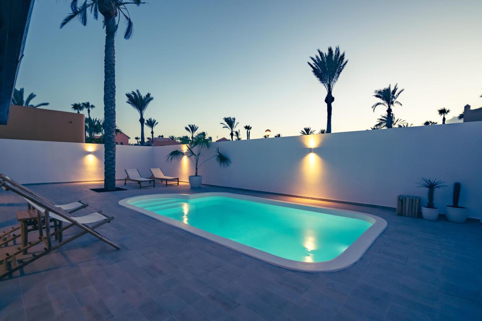 Villa Tropico - Design House With Pool In Коралео Екстериор снимка